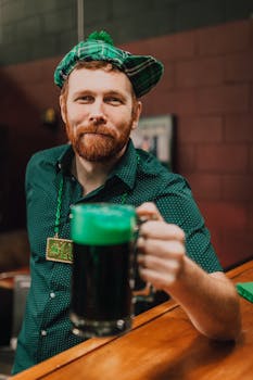 从第一股到ST预警:康佳2025年预亏超125亿 激进扩张反噬主业、彩电毛利率低至0.4百分号 新闻