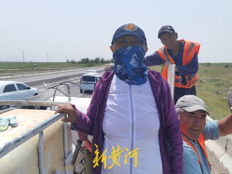 从低谷爬起,河南女性李冬菊骑行十二年;二十余国足迹遍布,她用行动书写人生新篇章。 情感心理