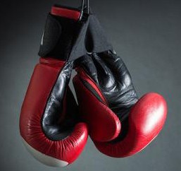 网红拳手保罗公开讨债,梅威瑟表演赛酬劳纠纷再起波澜。 体育新闻 网红拳手保罗公开讨债,梅威瑟表演赛酬劳纠纷再起波澜。 体育新闻