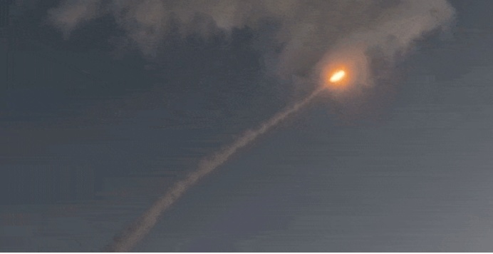  美方高层简报透露，伊朗无人机破坏力超出预判；中东局势牵动亚太兵力调动。 新闻 美方高层简报透露，伊朗无人机破坏力超出预判；中东局势牵动亚太兵力调动。 新闻 美方高层简报透露，伊朗无人机破坏力超出预判；中东局势牵动亚太兵力调动。 新闻 美方高层简报透露，伊朗无人机破坏力超出预判；中东局势牵动亚太兵力调动。 新闻 美方高层简报透露，伊朗无人机破坏力超出预判；中东局势牵动亚太兵力调动。 新闻