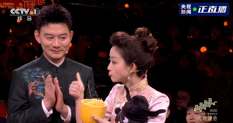  安徽金丝绞瓜的神奇之旅：从田间走向全国舞台；天然成丝引赞叹，省委书记现场邀约探秘 文化旅游