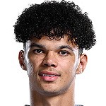 曼城中场迎来硬度提升;奥赖利享受对抗乐趣;争冠压力下保持专注。 体育新闻