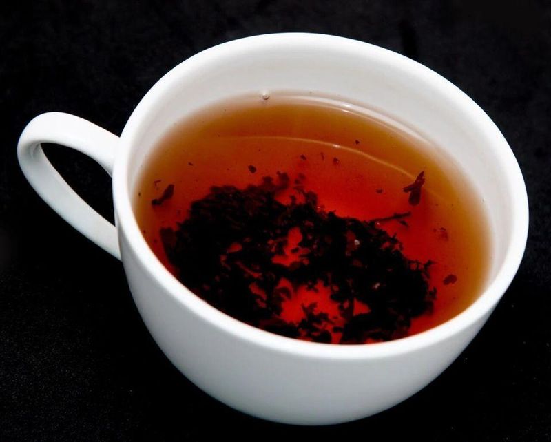  隔夜茶亚硝酸盐含量微乎其微，饮用安全无虞。 健康养生