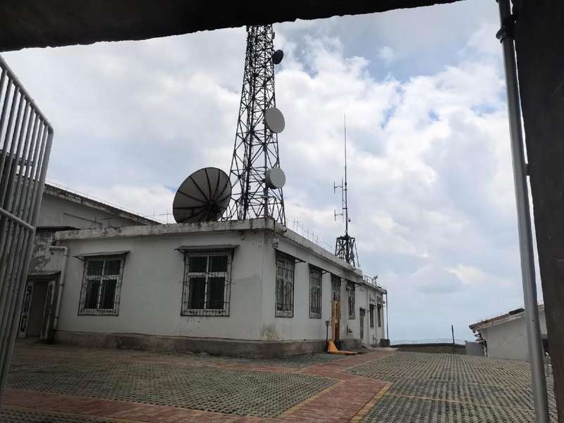 海拔3614米山巅岗位;方圆十公里无人区;社恐向往的宁静值守 新闻