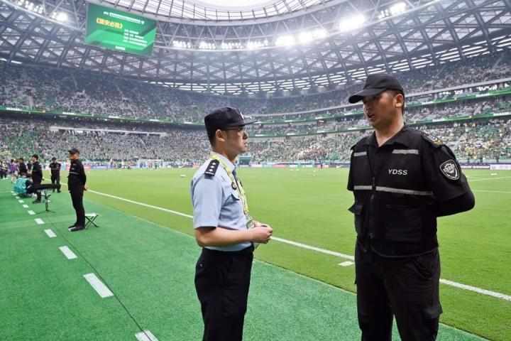 京沪德比前夕,北京警方重申赛场文明底线;理性助威,从我做起。 体育新闻 京沪德比前夕,北京警方重申赛场文明底线;理性助威,从我做起。 体育新闻