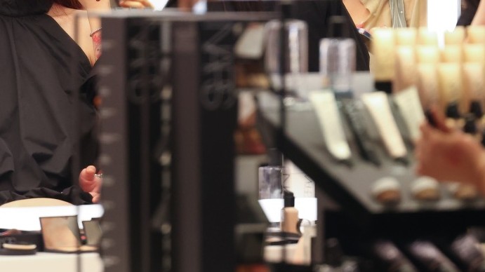  失速的转弯：F1赛事取消背后，中东航空枢纽的连锁崩塌 IT技术 失速的转弯：F1赛事取消背后，中东航空枢纽的连锁崩塌 IT技术