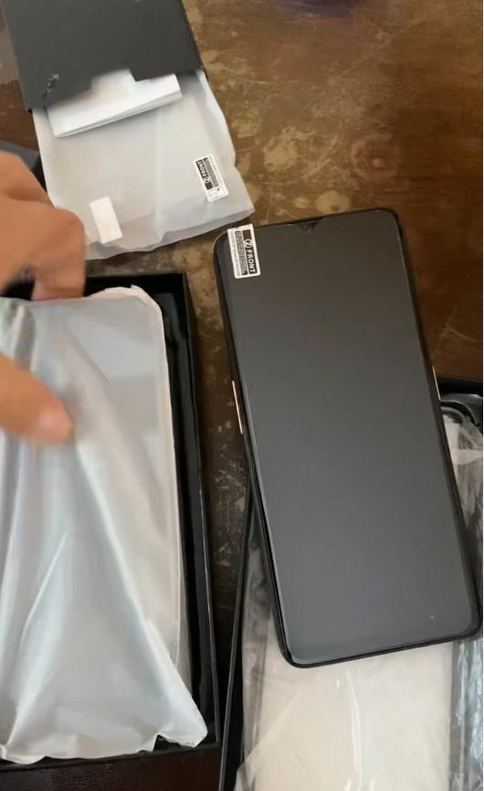  直播带货隐秘链条：低价促销背后的“三无”产品真相揭露 IT技术