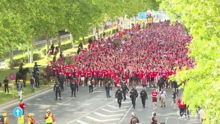  【欧冠深度】3875名拜仁球迷远征伯纳乌：欧洲球迷文化的战术价值分析 体育新闻 【欧冠深度】3875名拜仁球迷远征伯纳乌：欧洲球迷文化的战术价值分析 体育新闻