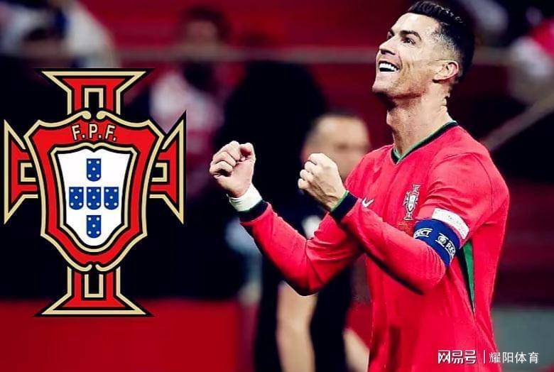  【技术复盘】从假摔博弈到系统迭代：VAR普及背后的足球裁判技术进化史 体育新闻