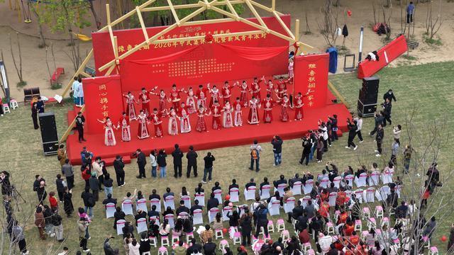  从唢呐到婚书：一场跨省中式集体婚礼的技术拆解与文化算法 文化旅游