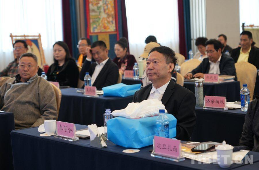  当我们在讨论仓央嘉措时，不只是在读诗——一位学者眼中的藏南与故乡 情感心理